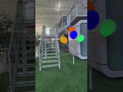 Casa cápsula de manzana