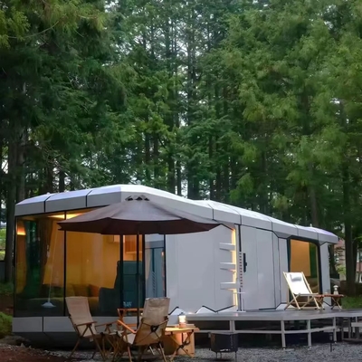 comprar Casa cápsula espacial de acero de 8 toneladas con paneles solares Iluminación LED online manufacture
