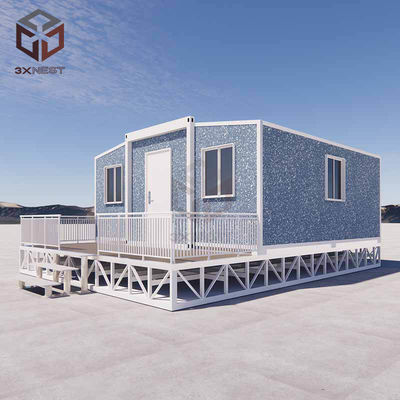 Casa modular personalizable con balcón y escaleras