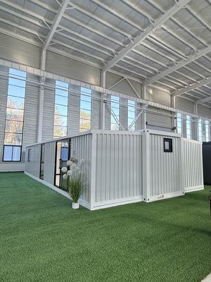 Casa de contenedores expandibles de acero galvanizado de 40 pies con diseño interior personalizable y espesor de piso de 18 mm