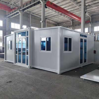 Peso neto total 3,75 toneladas Casa de contenedores expandible con sistema eléctrico preinstalado y diseño personalizable